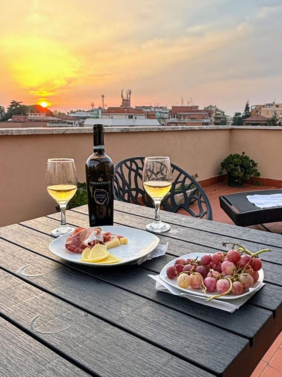 Casetta Sole, Superattico Con Terrazzo Vicino San Pietro, New 로마 외부 사진